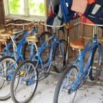 Fahrräder auf dem Gelände